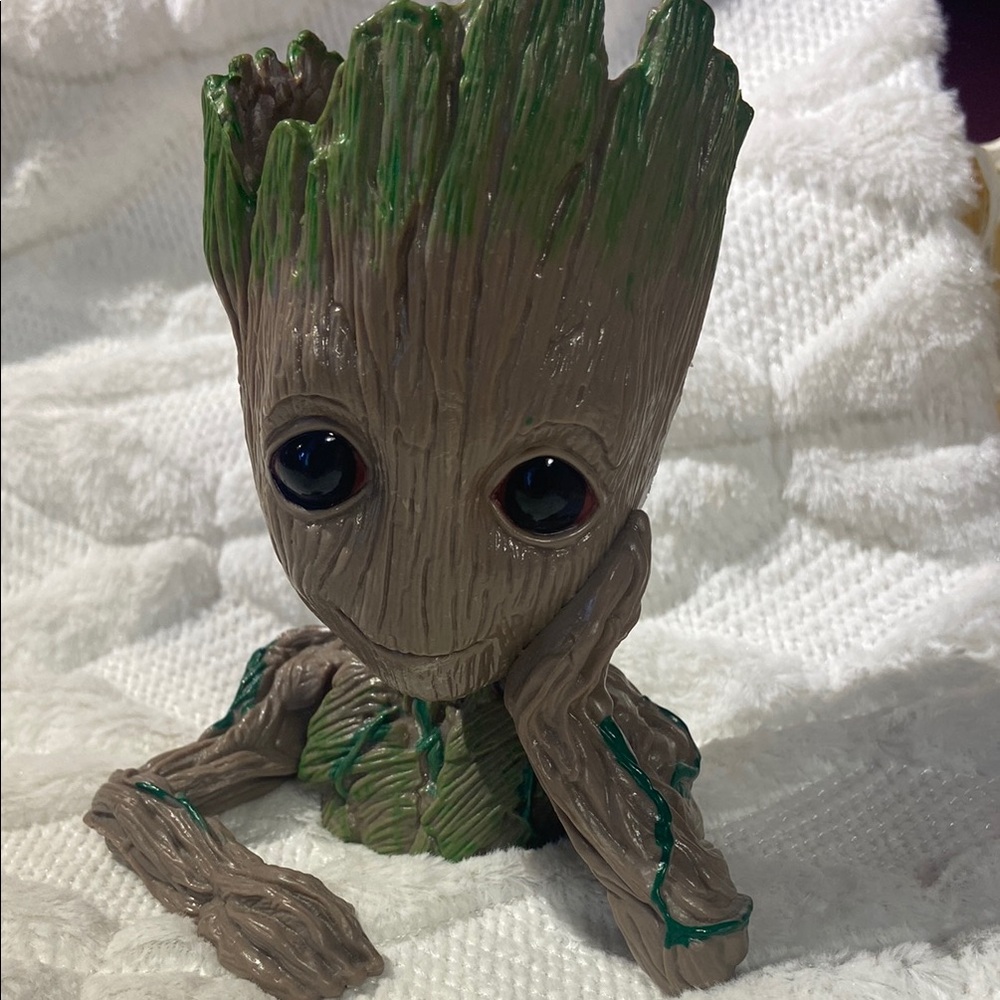 Groot Planter with Green Accents